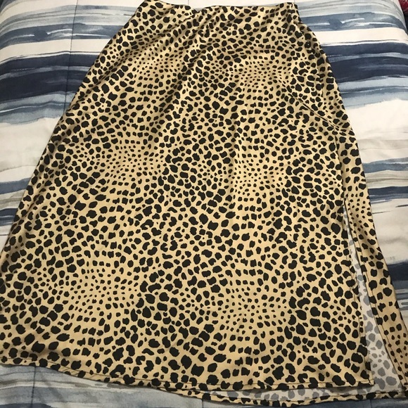 Love Streak Dresses & Skirts - 🦋5 for $30🦋 Women’s Leopard Skirt